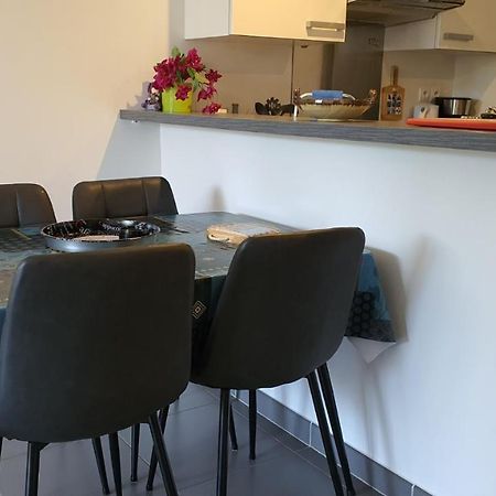 Appartement Residence La Plage 4 **** La Londe-les-Maures Eksteriør billede