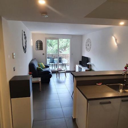 Appartement Residence La Plage 4 **** La Londe-les-Maures Eksteriør billede